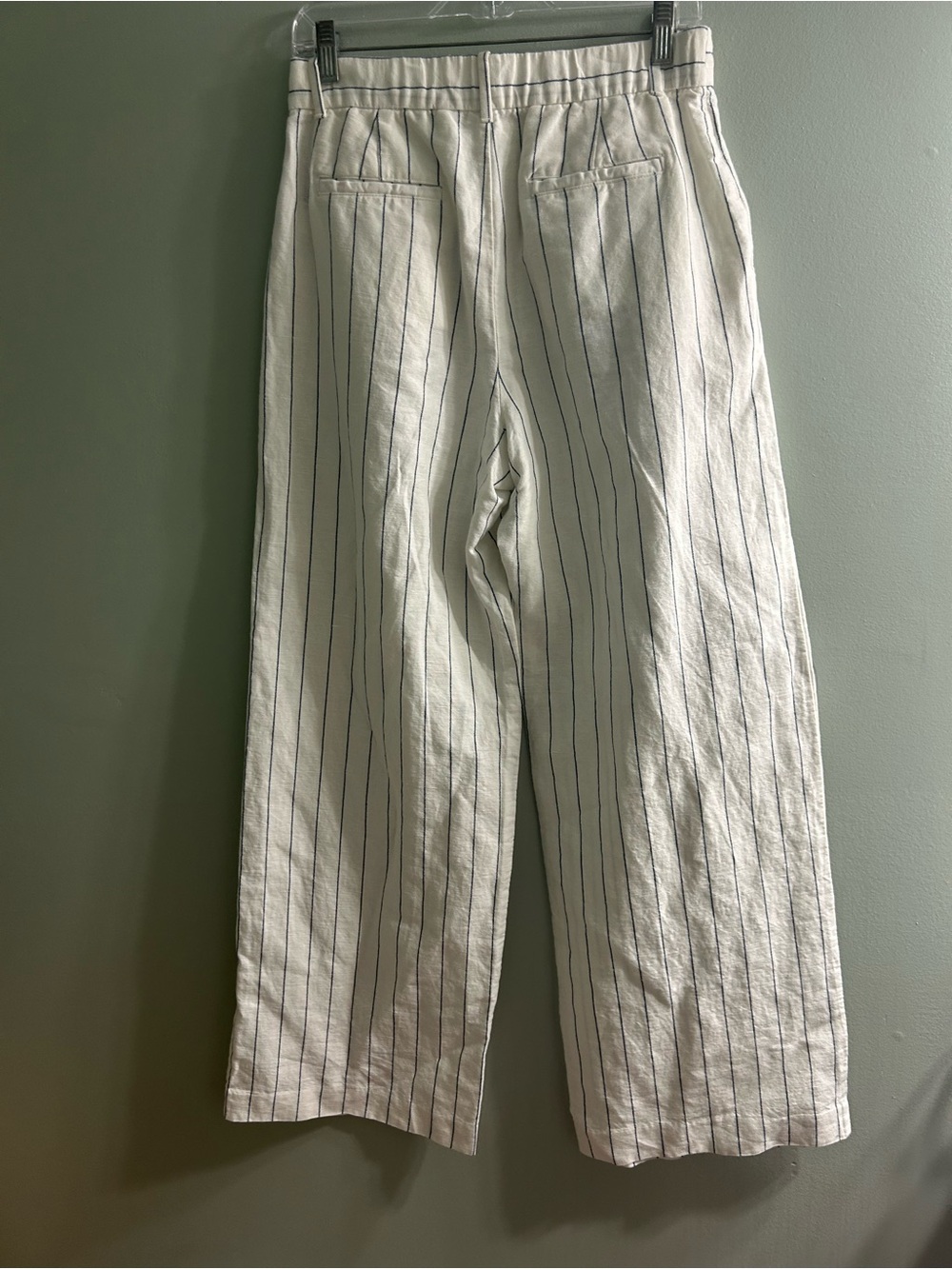 Gap linen-blend co-ord set pinstripe vest and matching wide-leg trousers - Picture 8 of 14